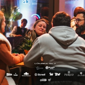 LoungeDia02-100