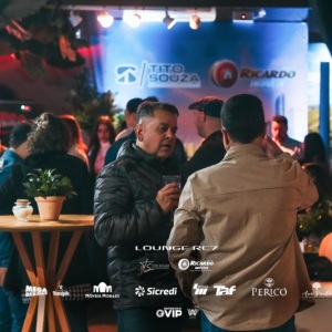 LoungeDia02-106
