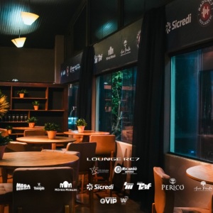 LoungeDia01-113