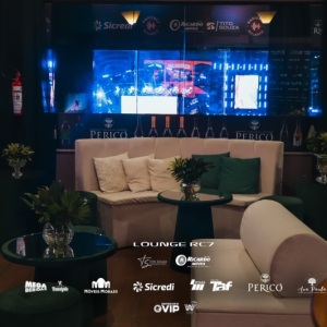 LoungeDia01-130