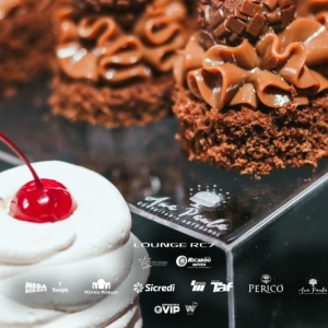 LoungeDia01-140