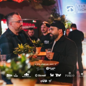 LoungeDia01-156