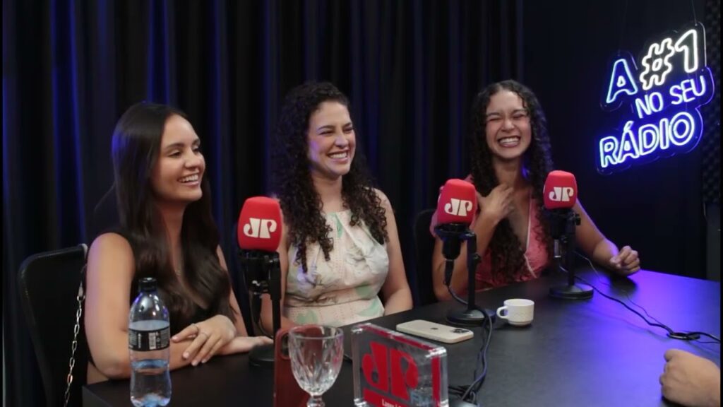 AMANDA BIANCHINI, LARIANE RODRIGUES E ALICE RAMOS (REALEZA 35ª FESTA DO PINHÃO) | JORNAL DA MANHÃ